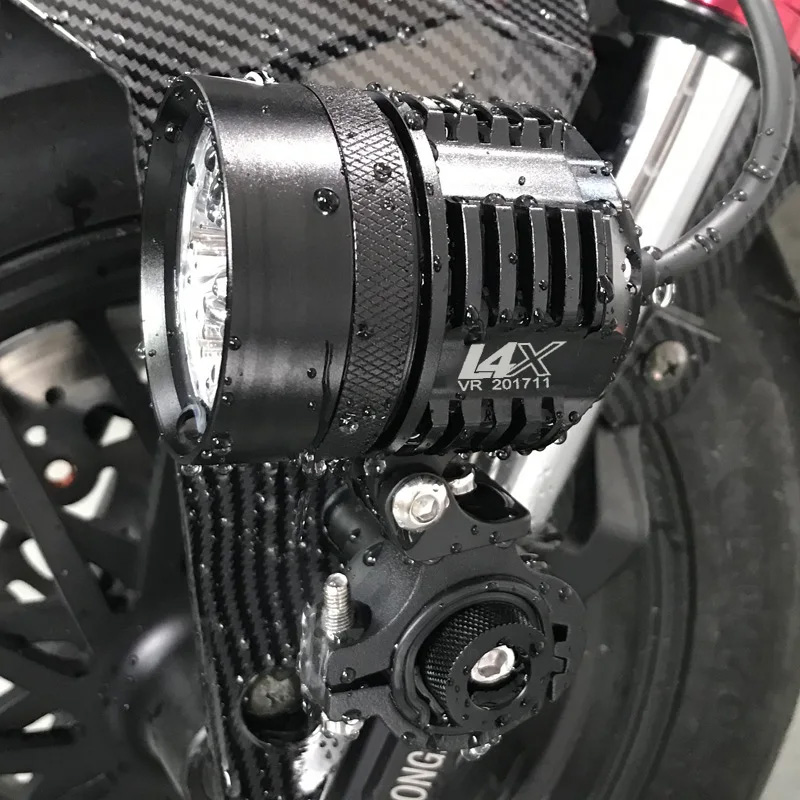Faro LED Stroboscopico Bicolor - Universal Motorcycle Led Headlight Projector recensione e prezzo